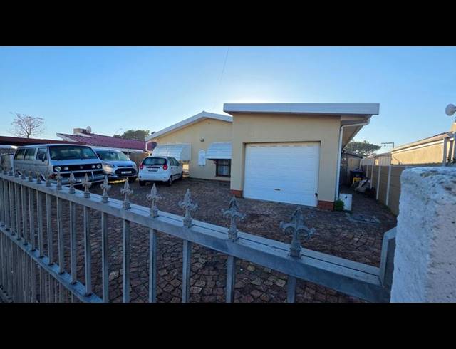 4 BEDROOM HOUSE FOR SALE IN TOWNSEND ESTATE
